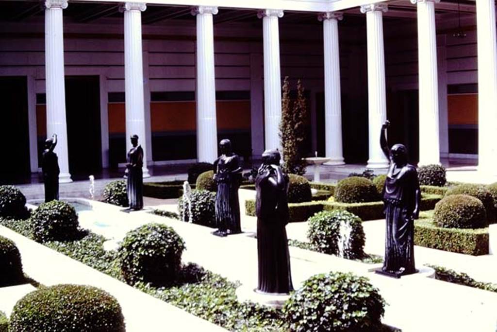 Getty Villa, Malibu, Spring 1982. Reproduction bronze figures of dancers at edge of pool. Photo by Stanley A. Jashemski.
Source: The Wilhelmina and Stanley A. Jashemski archive in the University of Maryland Library, Special Collections (See collection page) and made available under the Creative Commons Attribution-Non Commercial License v.4. See Licence and use details.
J80f0411